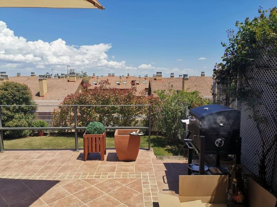 Estancia Con Jardin Entre Golf Y Monte - Cerca Logrono Sojuela 外观 照片